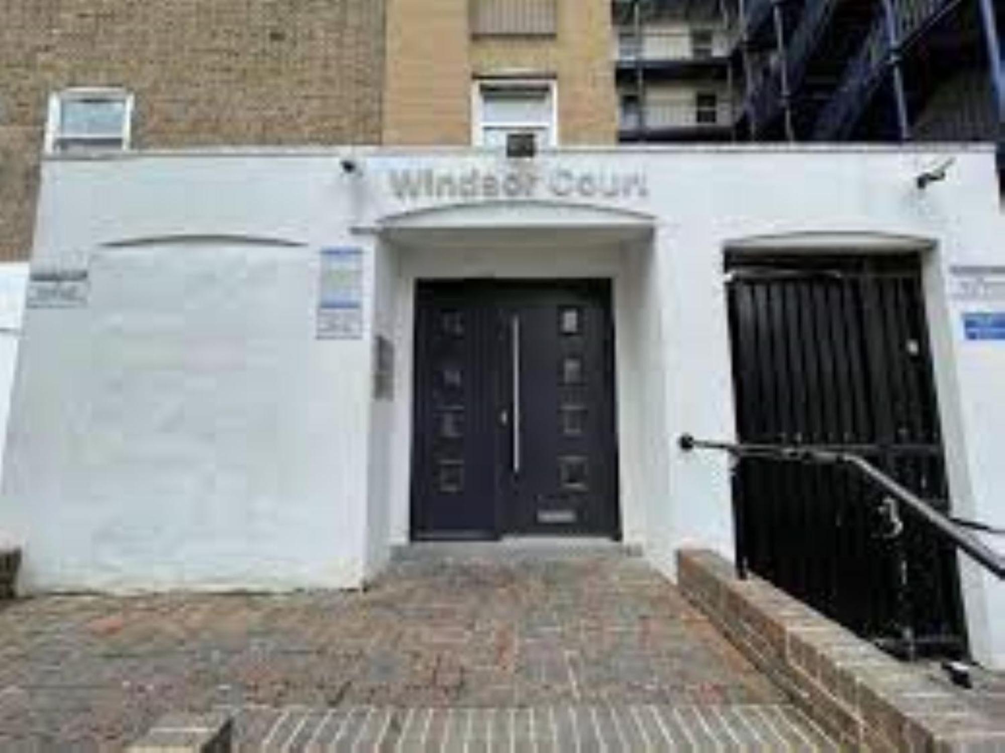 ברייטון Innit Windsor מראה חיצוני תמונה